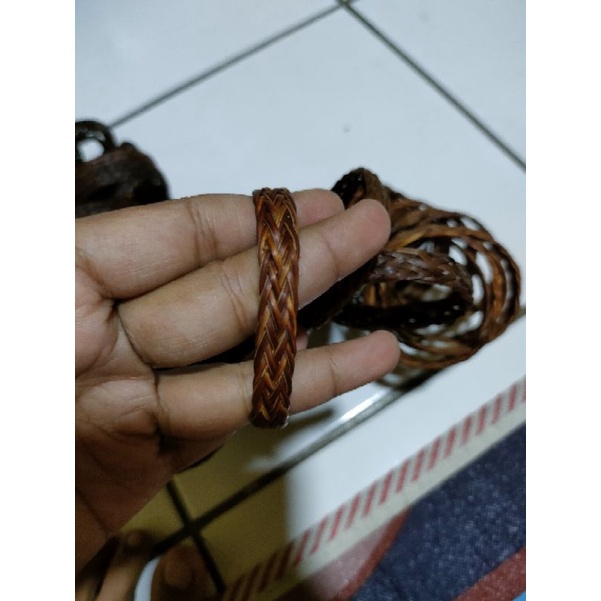 Jual Gelang Simpai kalimantan | Shopee Indonesia