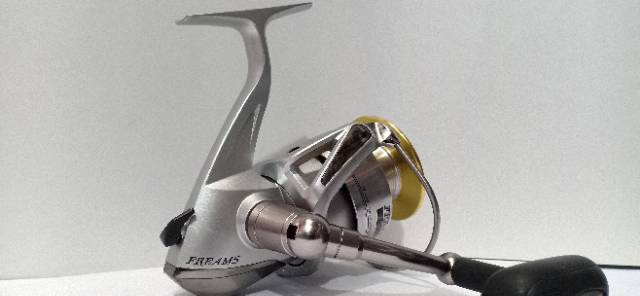 Jual REEL DAIWA FREAMS 4500J 4.9:1 / 4BALL BEARINGS + 1RB