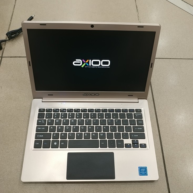 Jual AXIOO MYBOOK 11 LITE Z8350 CW11Q3 resmi | Shopee Indonesia
