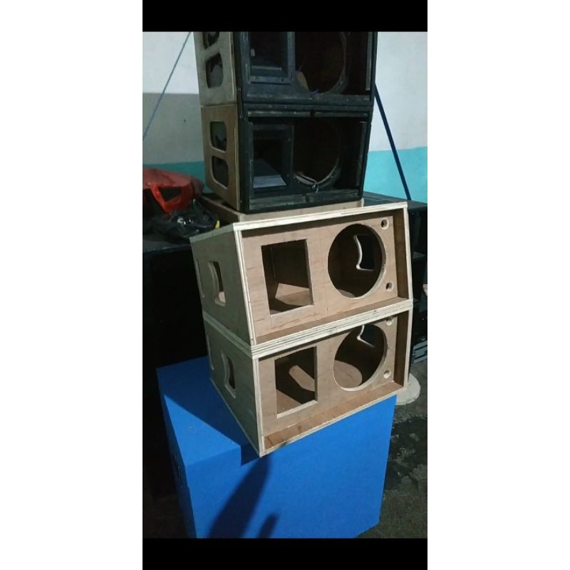 Box speaker mid sales high 10 inch