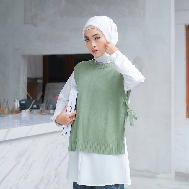 Jual BISA BAYAR DITEMPAT (COD) ROMPI RAJUT LILY VEST ROMPI KEMEJA ...