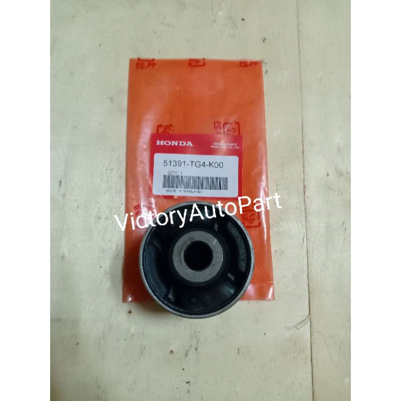 Jual BUSHING LOWER ARM SAYAP DEPAN MOBILIO,BRV ORIGINAL HARGA 1PC
