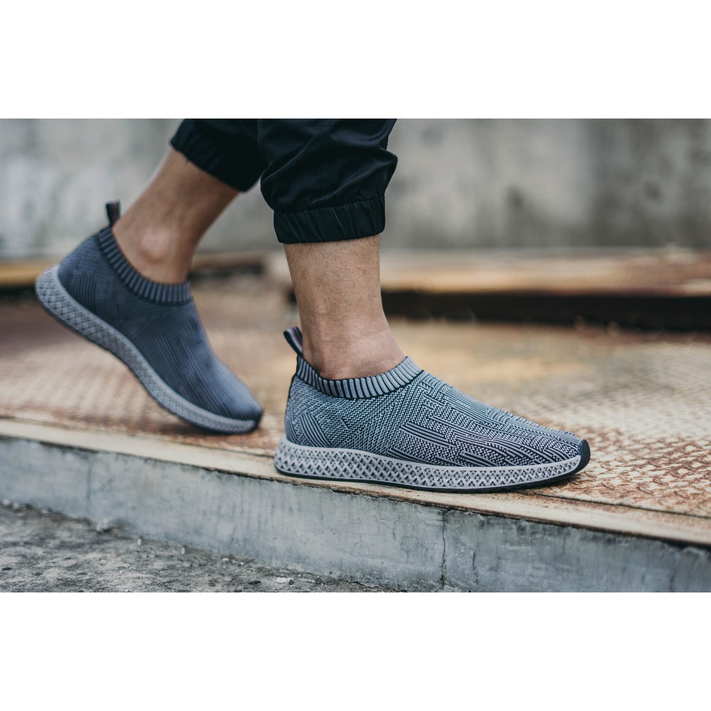 Sneaker slip on pria store