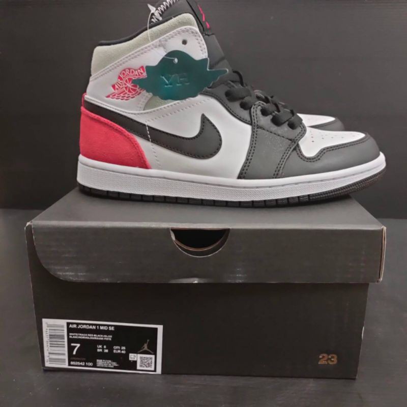 jordan 1 mid union black toe