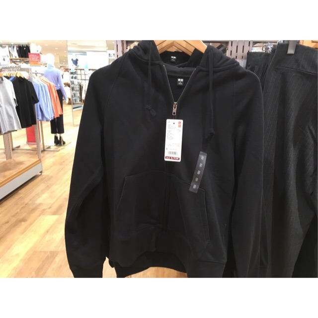 Jaket hoodie uniqlo deals