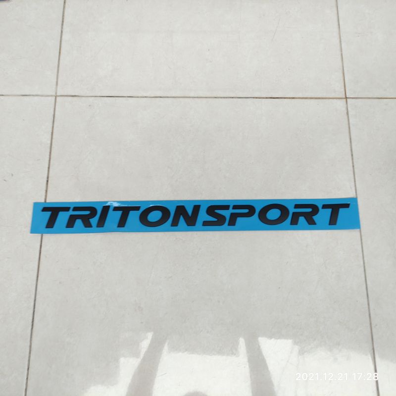 Jual emblem kap mesin tulisan TRITON SPORT hood emblem triton sport ...