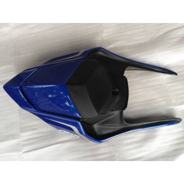 Jual body belakang model r6 new / r6 v2 / r6 baru buat yamaha r15 old ...