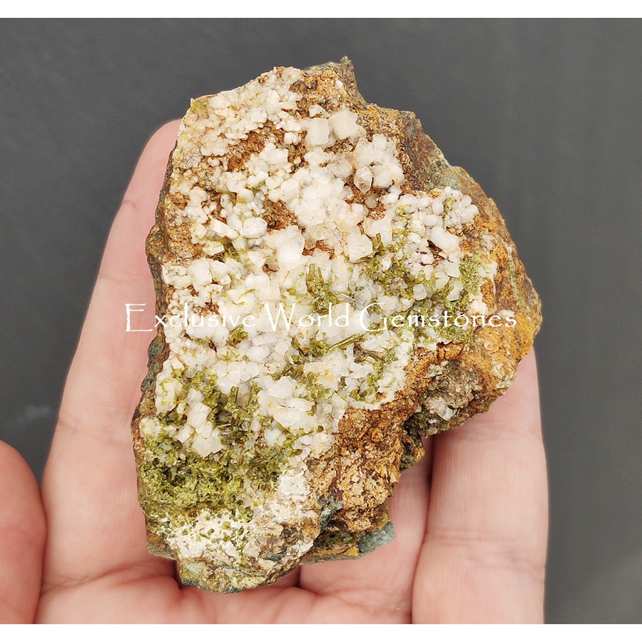 Jual 2.54.3- Natural Albite with Epidote Crystals - Czech | Shopee ...