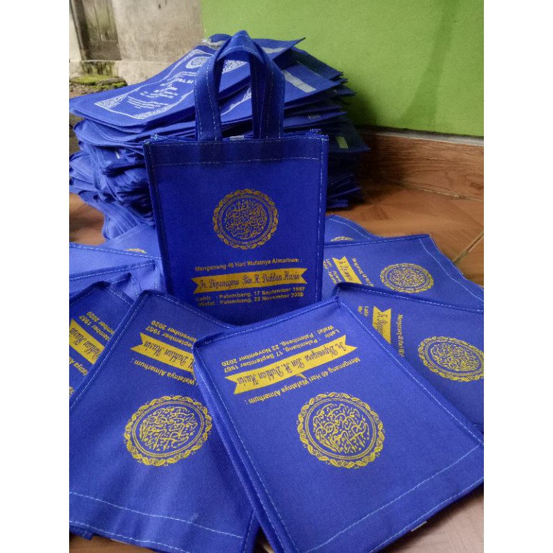 Jual Tas yasin/tas costume/Tas SOUVENIR tempat YASIN UKU 16*4*20