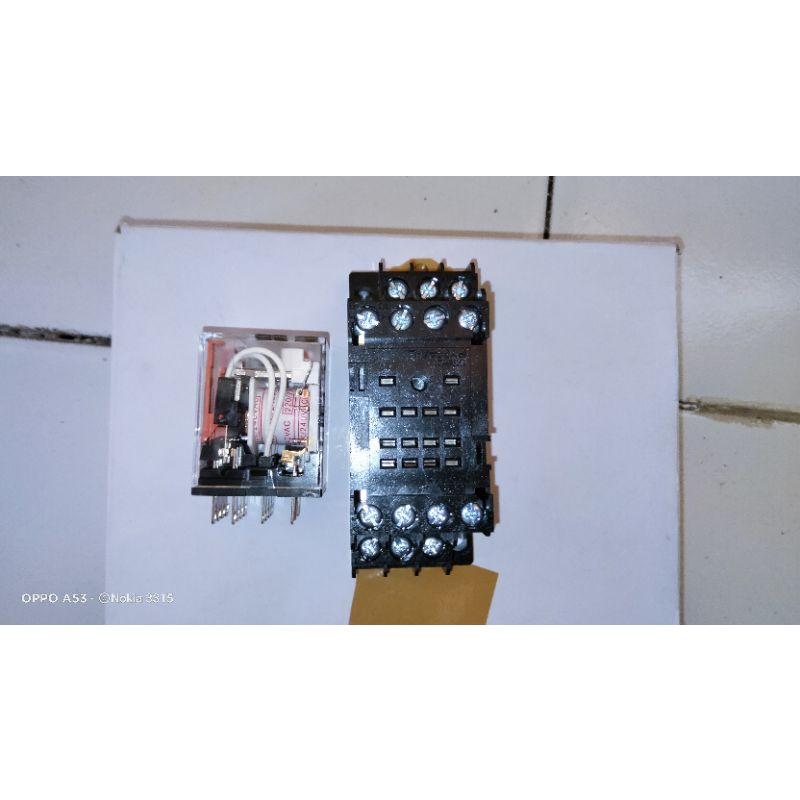 Jual relay omron MY4N 220 volt 14 pin + socket Shopee Indonesia