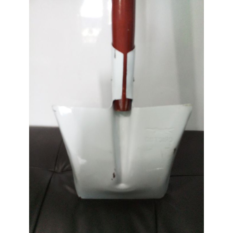Jual Sekop Rata Baja gagang kayu CRICTON | Shopee Indonesia
