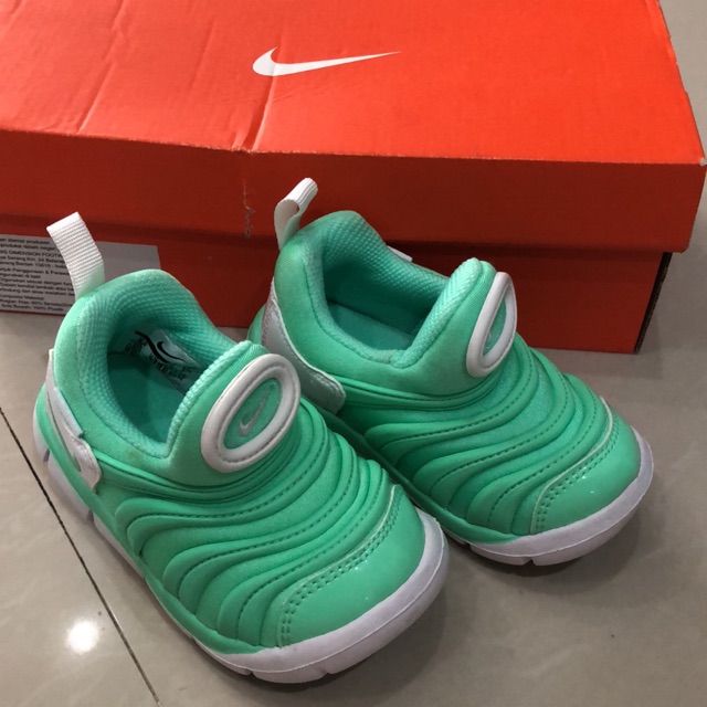 Sepatu nike sales baby