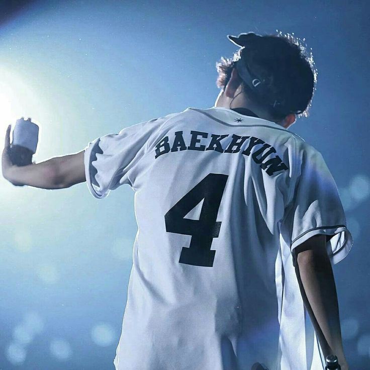 EXO OFFICIAL EXOPLANET BAEKHYUN JERSEY, Hobbies & Toys