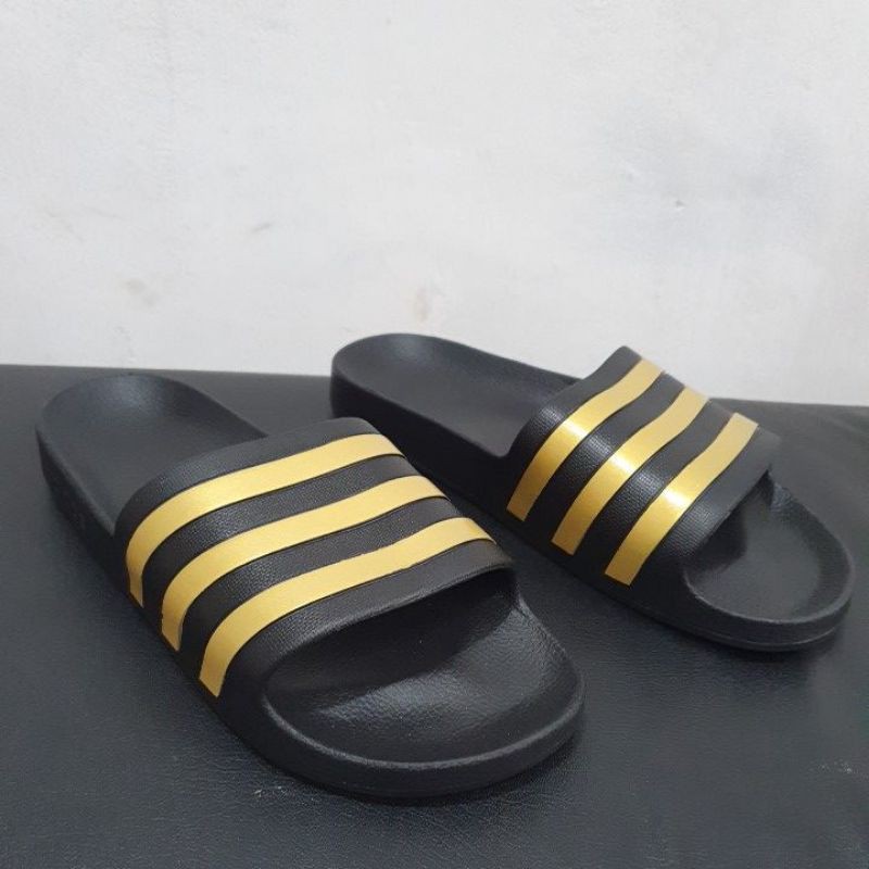 Jual Sandal slide Adidas Adilette Aqua Original !!! Shopee Indonesia