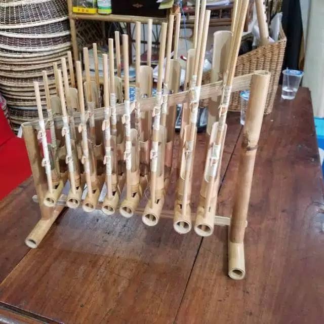 Jual Alat Musik Tradisional Angklung Untuk Belajar Anak Sekolah Set 1 ...