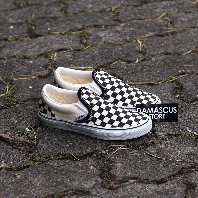 Sepatu Vans Kids Slip On Checkerboard Classic Black White DT