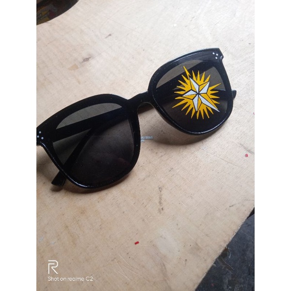 Jual kacamata dan stiker | Shopee Indonesia