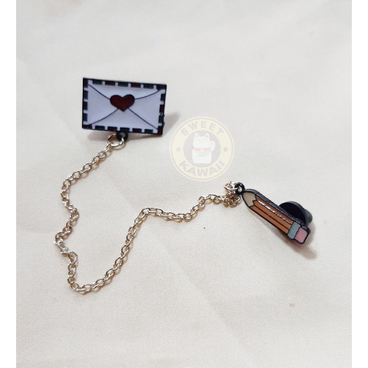 Jual Bros Pin Enamel Hiasan Rantai Aneka Motif Gambar | Shopee Indonesia