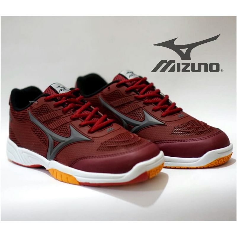 sepatu mizuno /sepatu sport pria /sepatu olahraga lari /sepatu voli pria  wanita /sepatu badminton /sepatu sport import