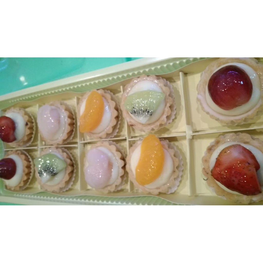 Jual READY JAKARTA 06 APR 2024 FRUIT PIE PRIMA RASA BANDUNG BEST SELLER JAJANAN ENAK MURAH