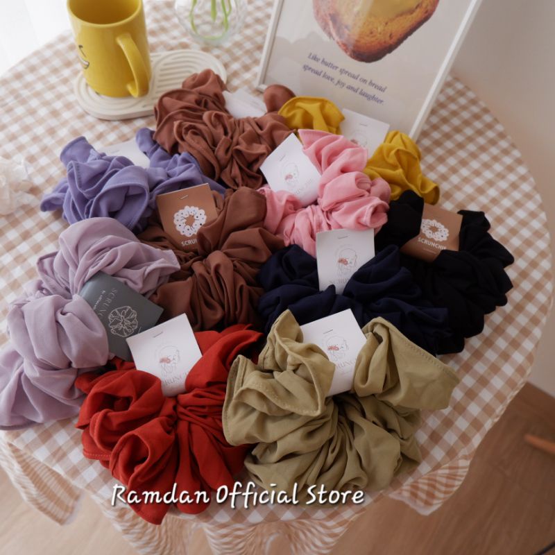 Jual Scrunchie Jumbokuncir Rambut Jumbocepol Hijabikat Rambut Shopee Indonesia 