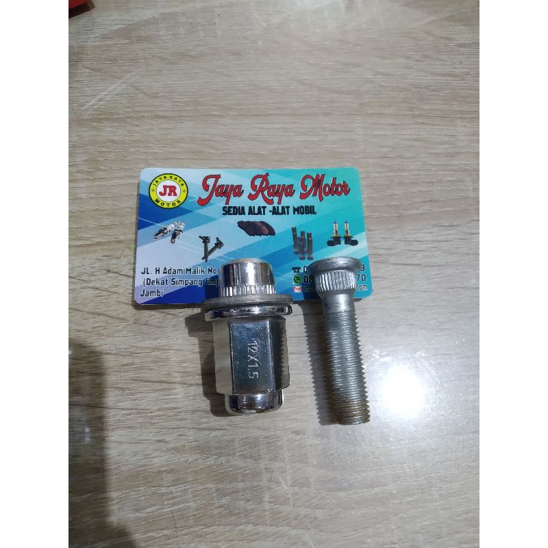 Jual Baut Roda dan Mur Roda kijang Inova Innova 12x1.5 | Shopee Indonesia