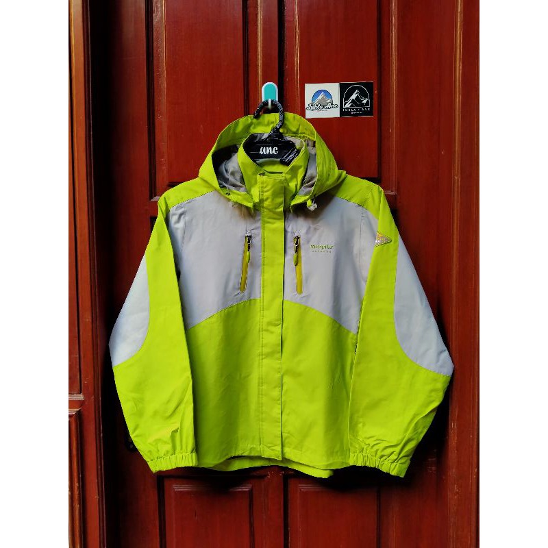 Magnus deals outdoor jacket