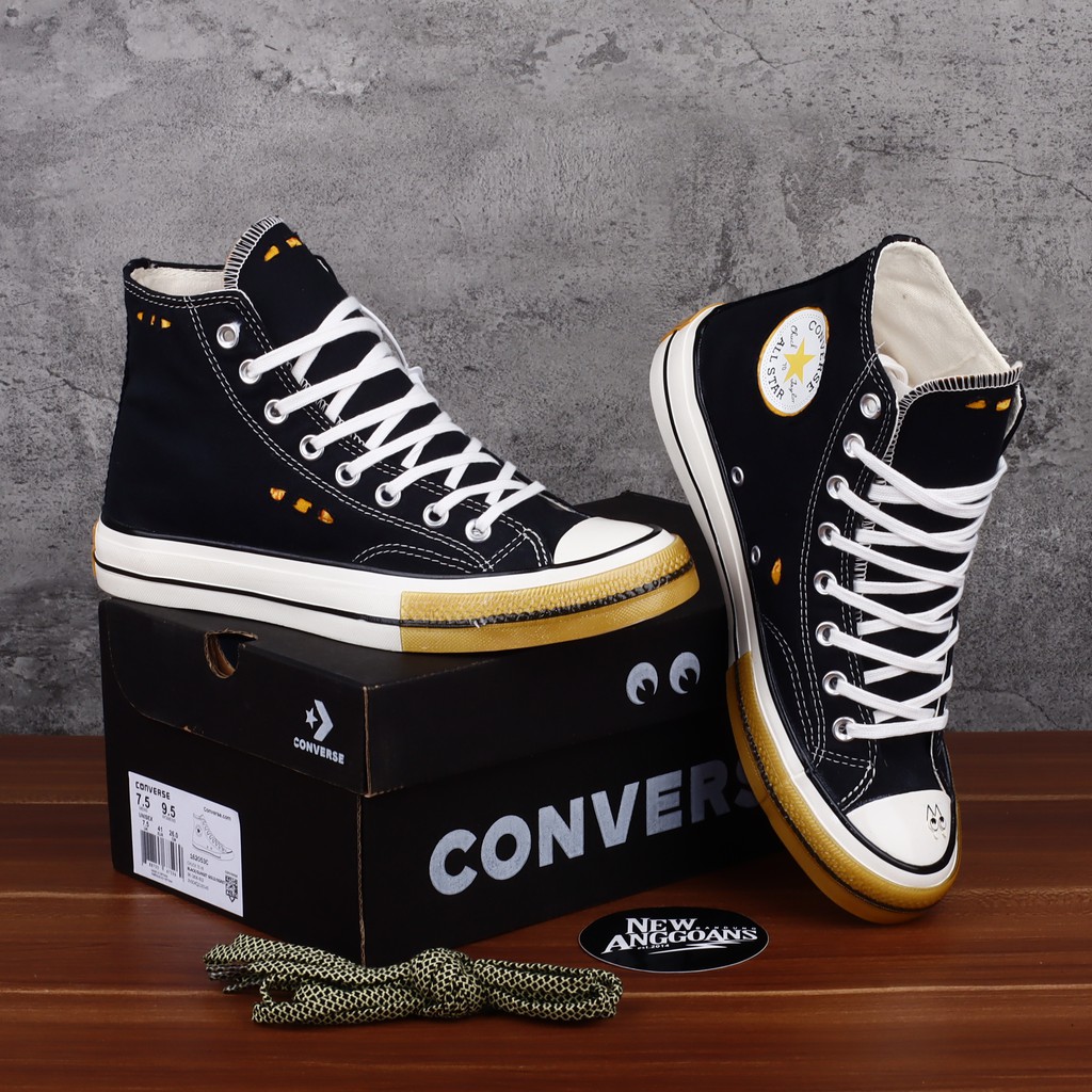 Converse x outlet gold