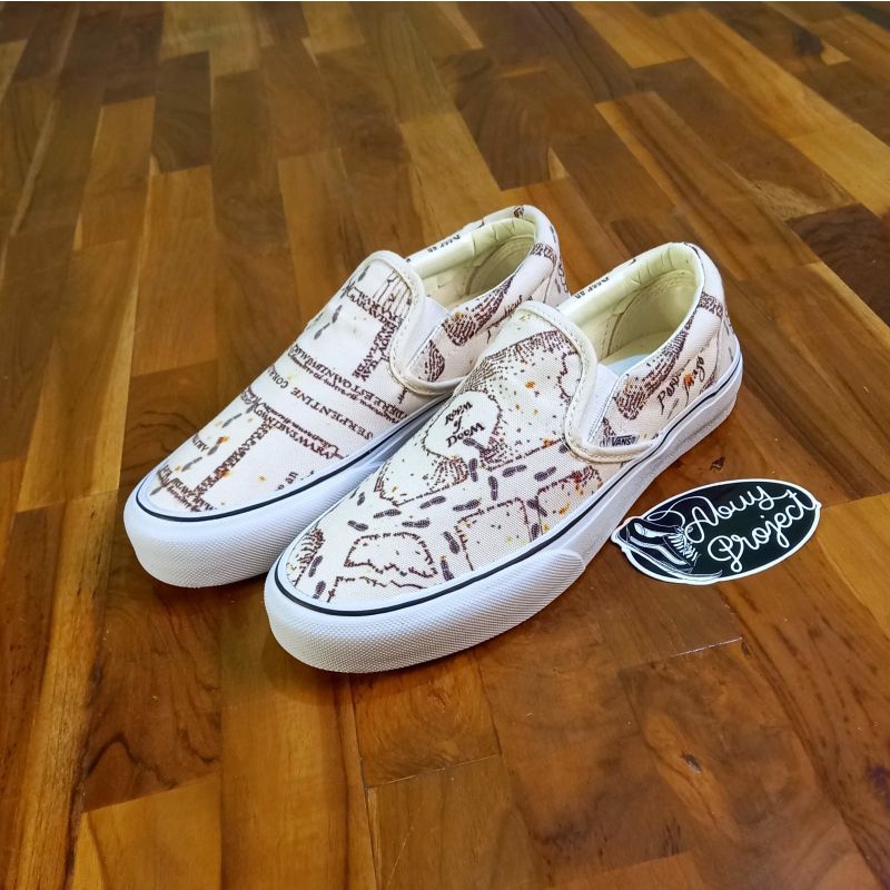 Marauders map slip on vans hotsell