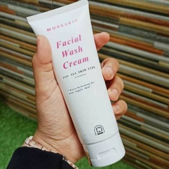 Jual (COD) FWASHCREAM/Moreskin Facial Wash Cream/MEMBERSIHKAN WAJAH 70