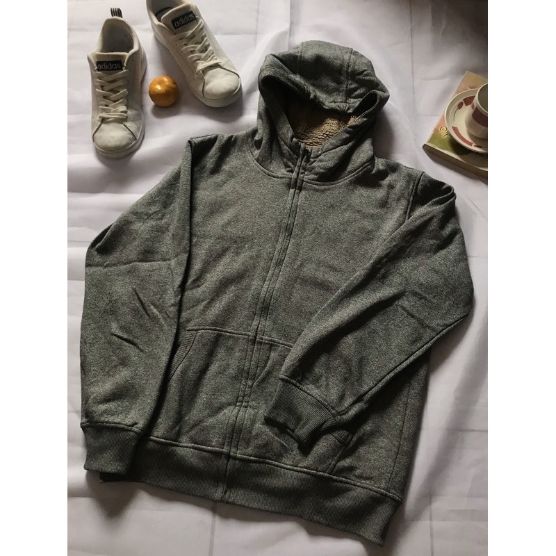 Hoodie store uniqlo original