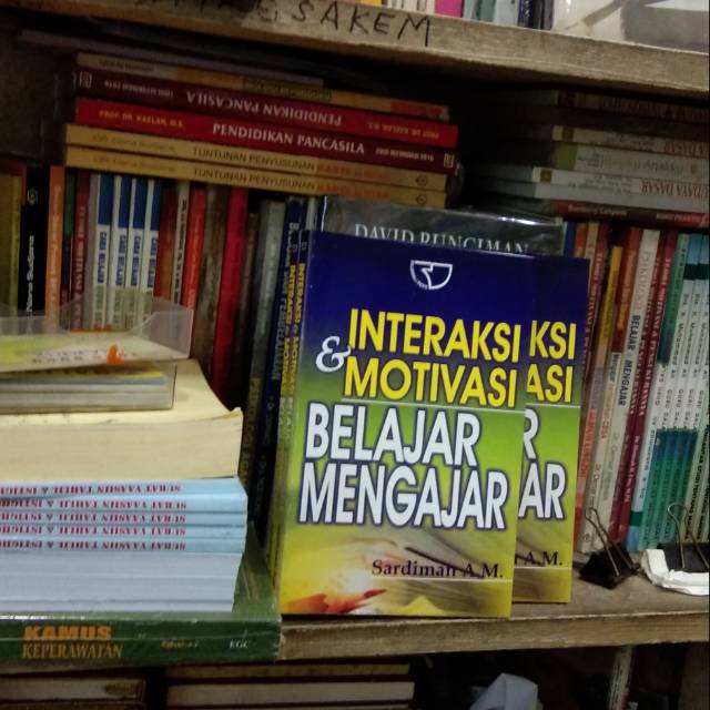 Jual Buku Interaksi & Motivasi Belajar Mengajar By Sardiman | Shopee ...