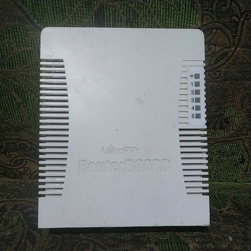 Jual Mikrotik RB951G-2HnD Second | Shopee Indonesia