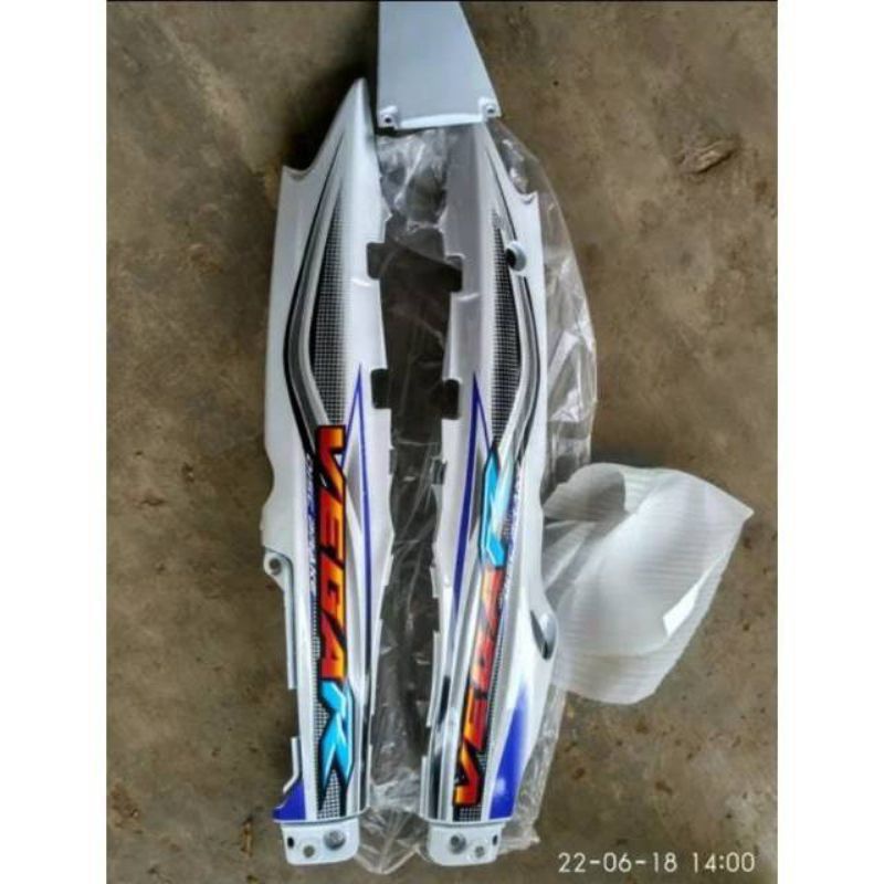 Jual Bodi body samping Yamaha Vega r plus stiker | Shopee Indonesia
