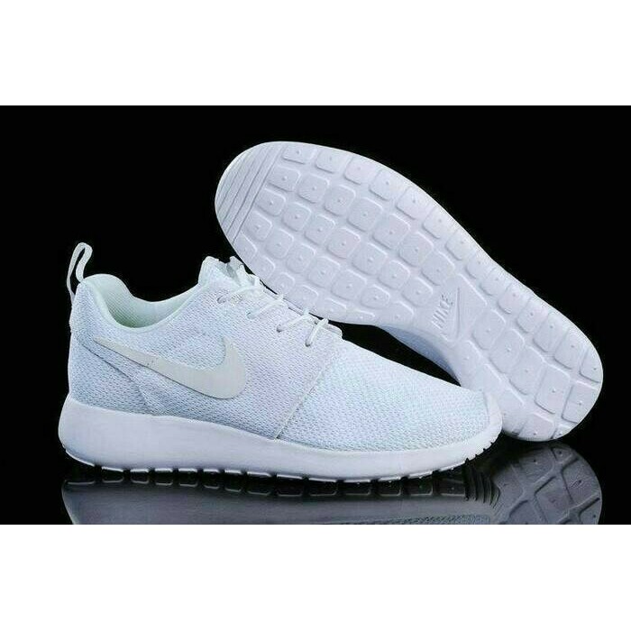 Nike roshe run on sale harga