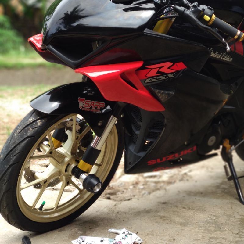Jual Aero Winglet GSX R150 model Gp Biru GSX-R150 | Shopee Indonesia