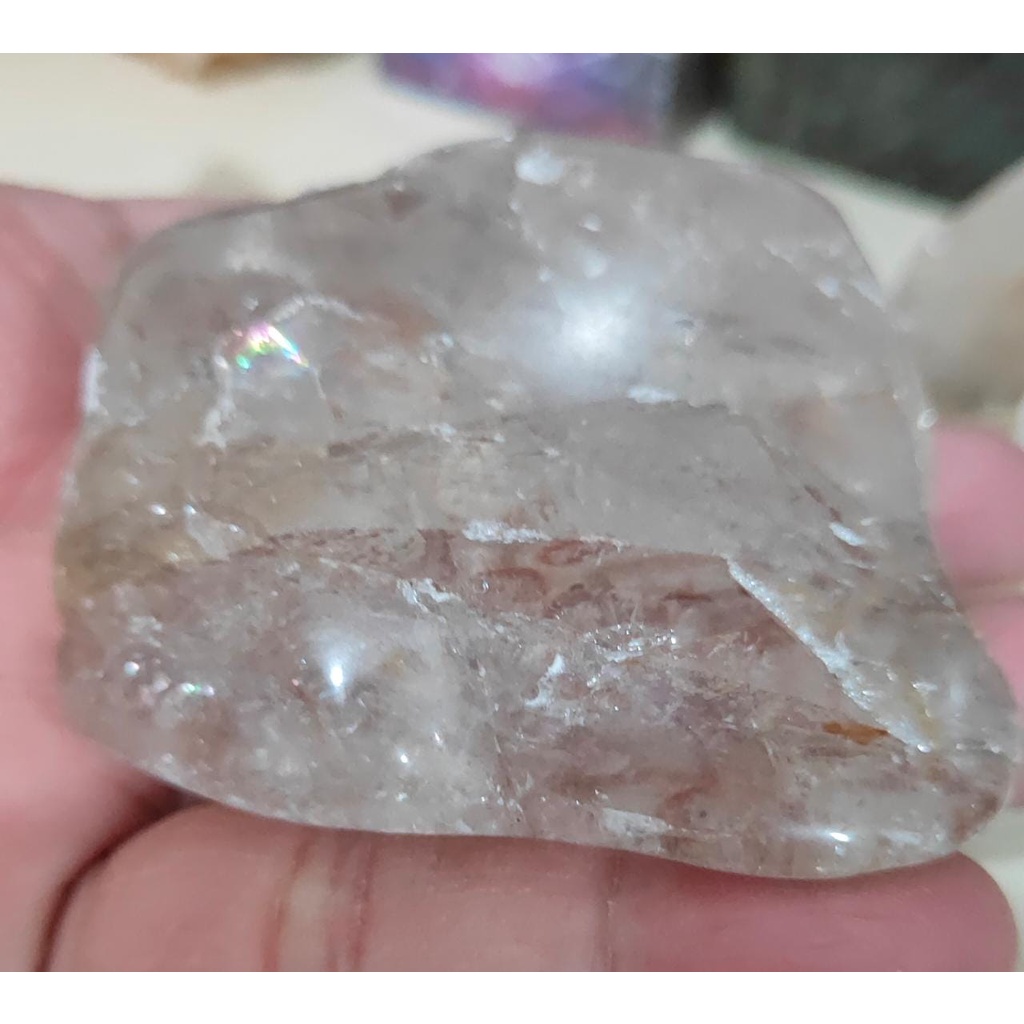 Jual Natural Rainbow Clear Quartz Rough with red hematoid inclusion 200 ...