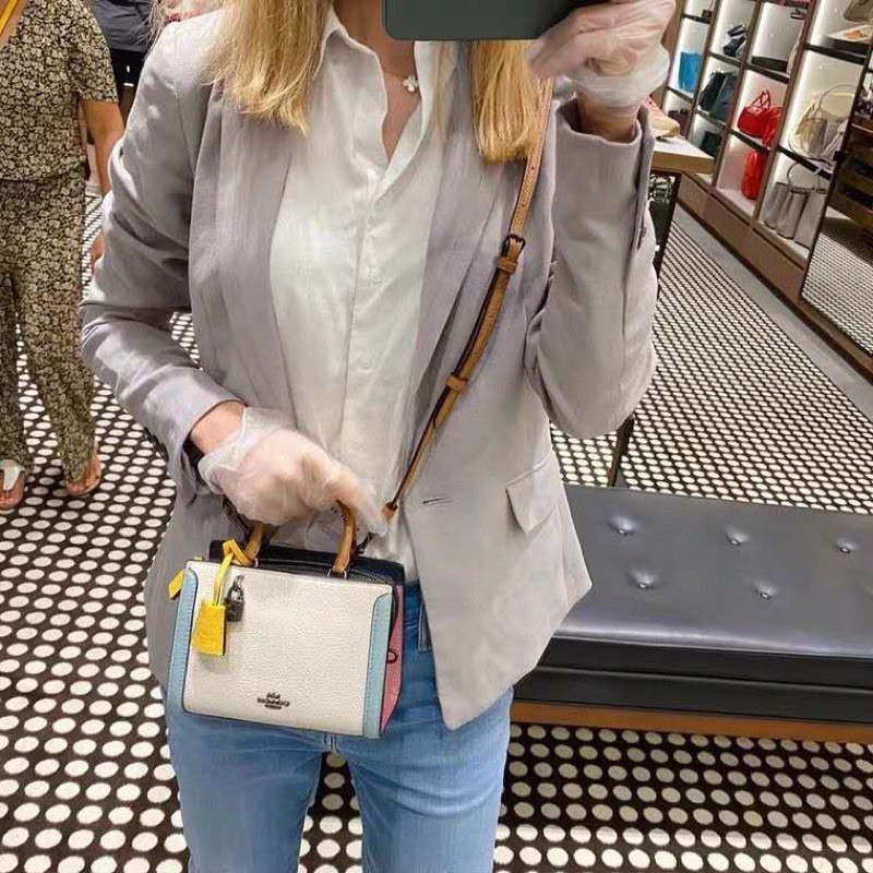 coach micro zoe bag｜TikTok Search