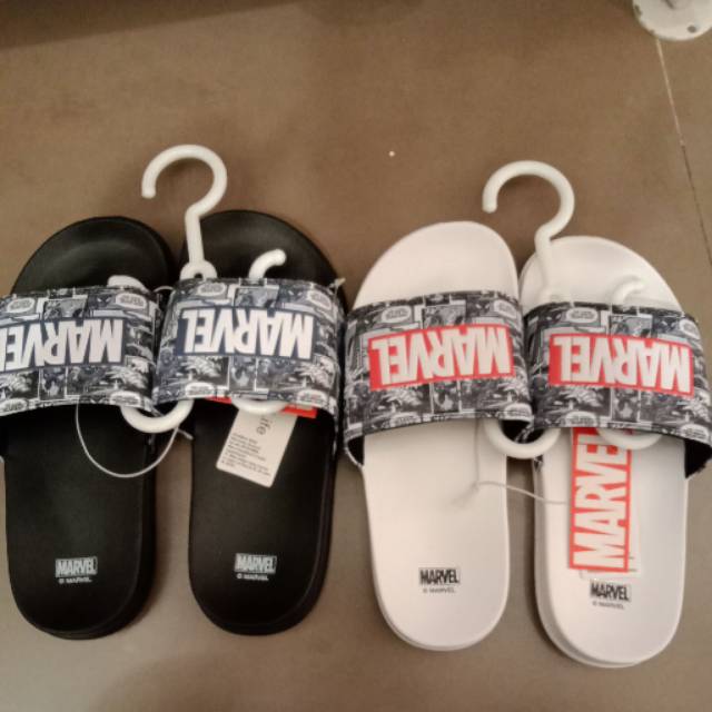 Sandal on sale marvel miniso