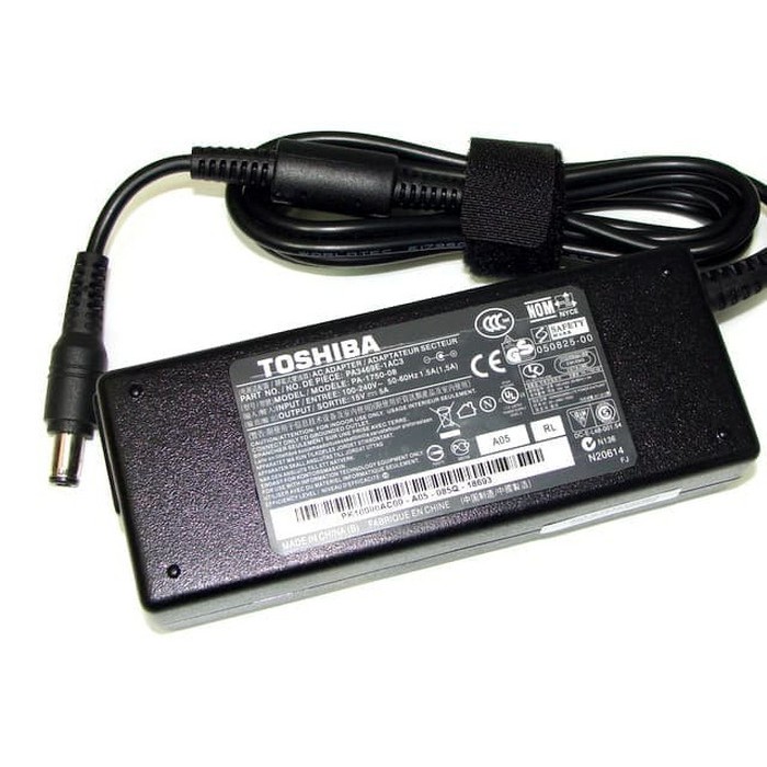 thumbnail image 2 of 75W 15V Laptop AC Adapter Charger For Toshiba Portege M200 R500 Satellite 1400 2800 Series 2 of 5