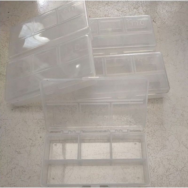 Jual Box Kotak Pancing TEBAL Mudah disimpan Putih Uk. besar 15cmx9,5cm ...