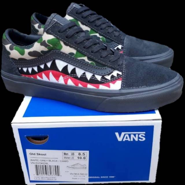 Vans x hot sale bape harga