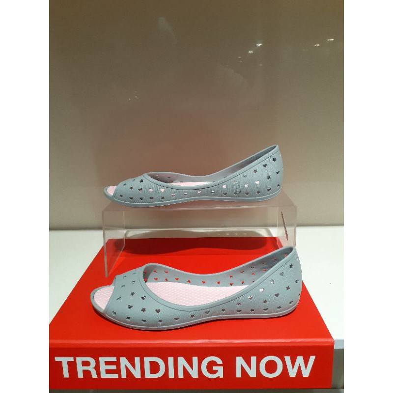 Jelly store shoes bata