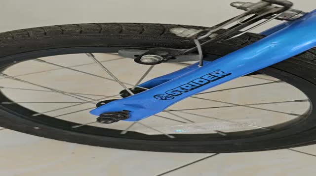 Jual Sepeda Pushbike Strider 14x preloved | Shopee Indonesia
