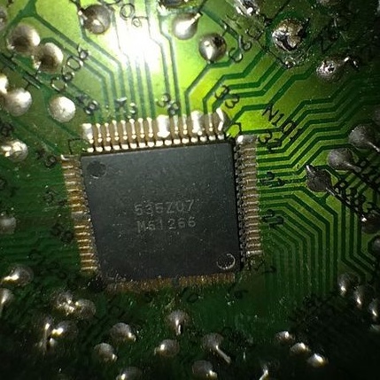 M6。電子部品ICチップUPD65071GF-026-3BA(240個)新品。 M6。電子部品ICチップUPD65071GF-026-3BA(240個)新品。 - メルカリ