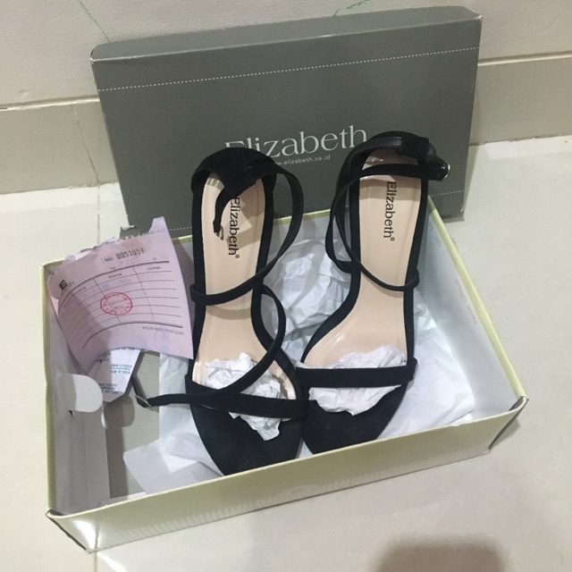 Sepatu heels elizabeth hak 5cm