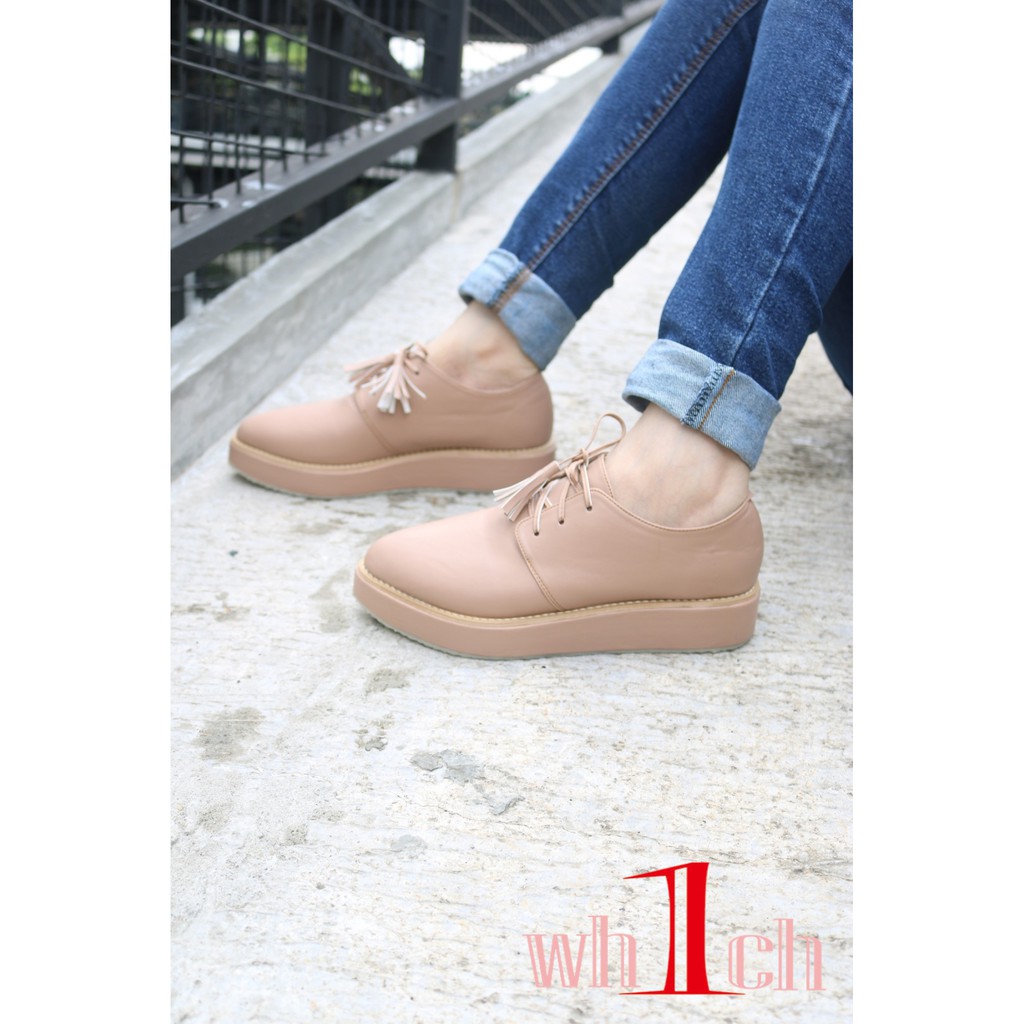 Jual Sepatu Tali Rawis Wanita - Strada by Hellena | Shopee Indonesia