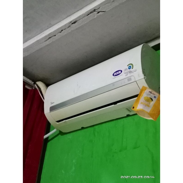 ac midea 1 2 pk second