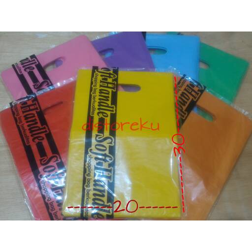 Jual 100 Pcs Soft Handle Ovale Kantong Plastik Hd Polos Pond Oval Shoping Bag 20x30 Shopee 8614