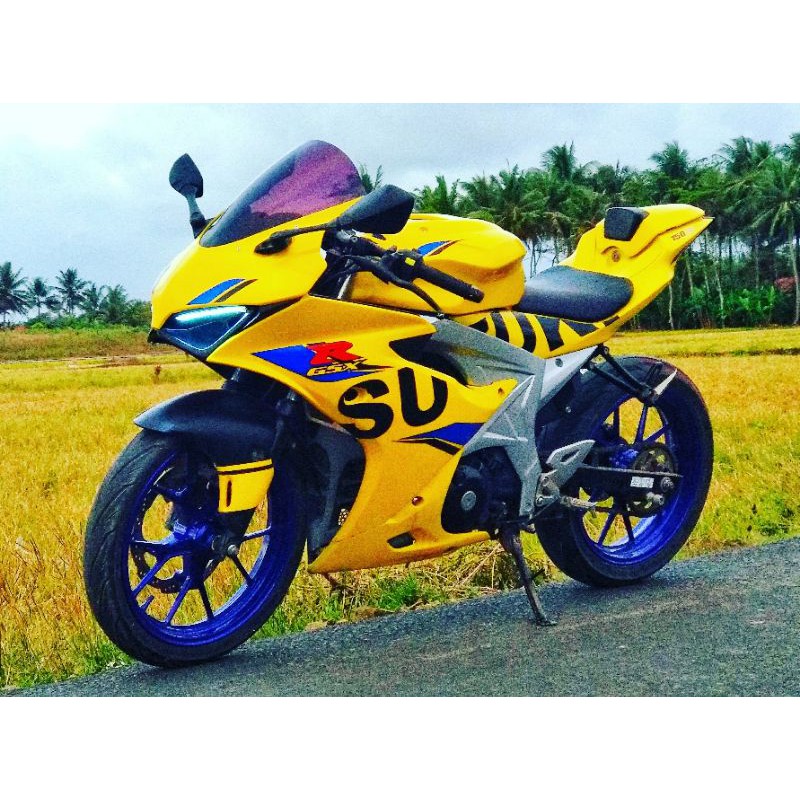 Jual cover lampu Suzuki GSX r150 model ducati Shopee Indonesia